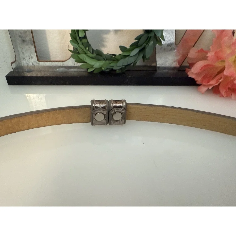 Silver Tone Reptile Print Leather Adjustable Metal Belt Hook Closure‎ OS to 38